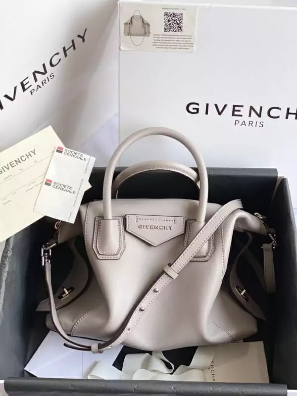 givenchy aaa qualite sac a main  pour femme s_103bb55